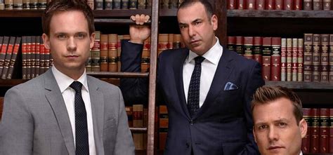 The Client -  Intense Legal Drama Starring a Young Jude Law and Suave Tommy Lee Jones!